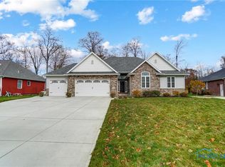 16210 Forest Ln, Findlay, OH 45840