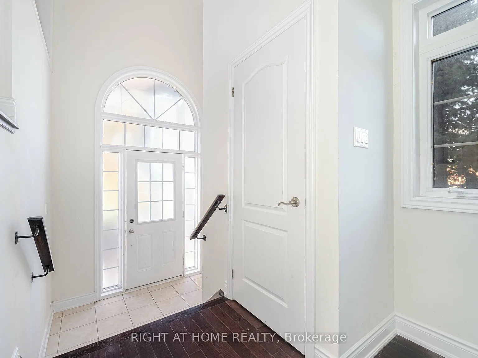 3 bed, $3,200 — Photo 3