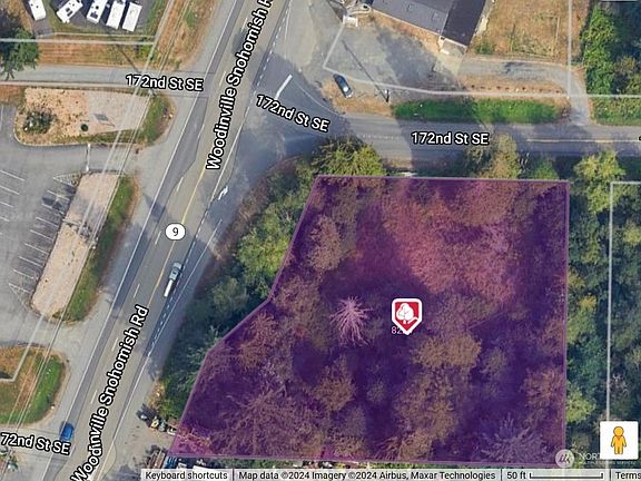 Property has been cleared since this photo was taken.>
