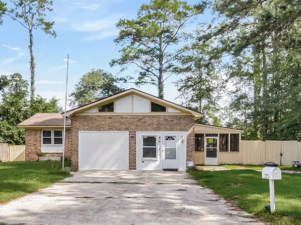 215 Warington St, Summerville, SC 29483