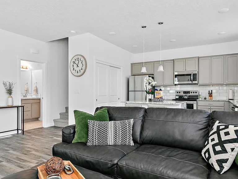 4714 W Topeka Ln — Photo 1