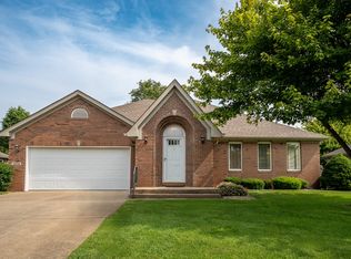 5032 Monticello Dr, Columbus, IN
