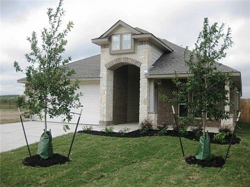 1st image of 719 Easton Dr
