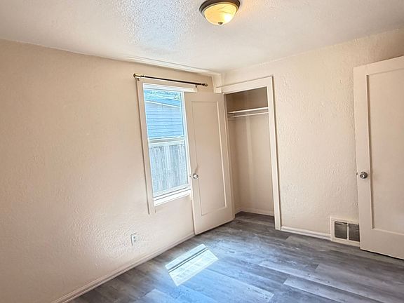 5th image of 1302 Bunting Ave