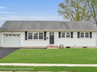 229 Carol Dr, Toms River, NJ 08753