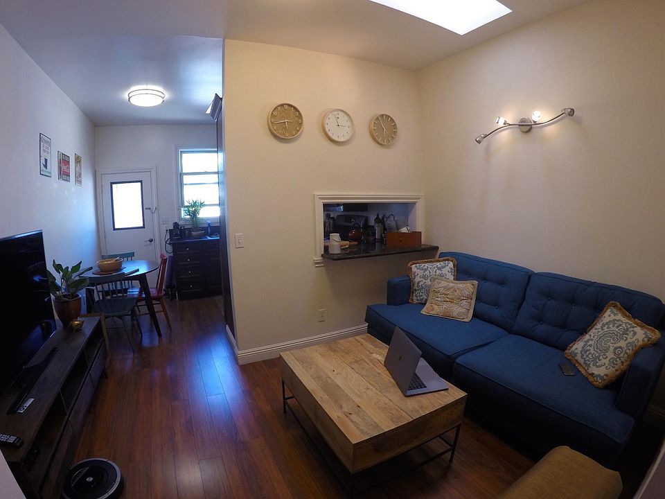 1st image of 464 A Linden St