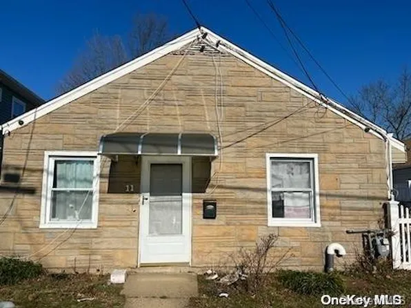 11 Byrd Street, Hempstead, NY 11550