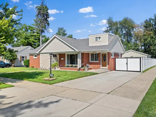 2405 Sarah St, Franklin Park, IL 60131