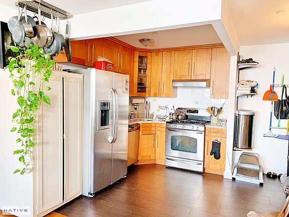 2nd image of 311 Saint Nicholas Ave