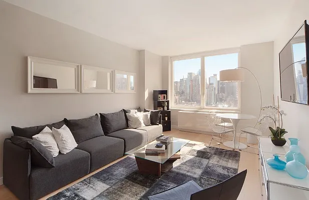 Rented by Gotham Organization | media 19