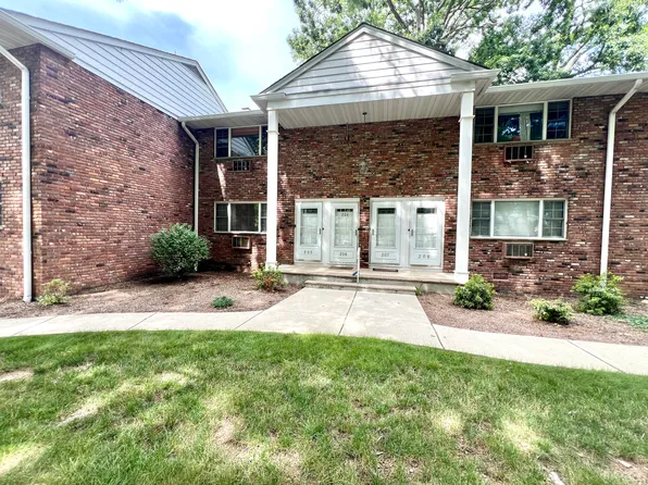 205 Washington Dr #205, Ramsey, NJ 07446