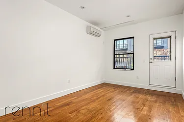 Rented by Rennit Inc.