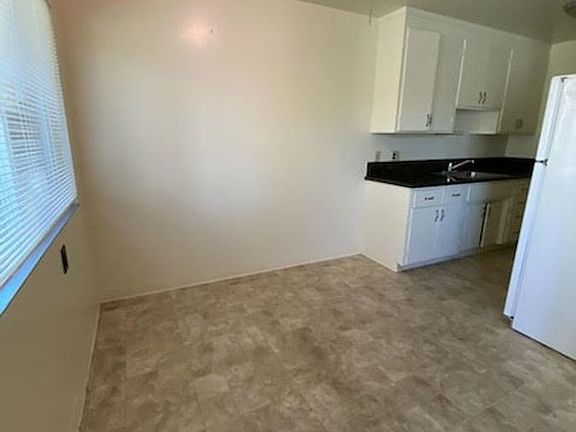 3rd image of 2102 Aza Dr APT 6