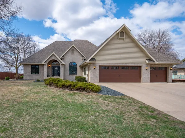 1650 Patriot Dr, Fairmont, MN 56031