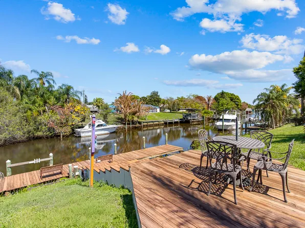 343 SE Verada Avenue, Port St Lucie, FL 34983