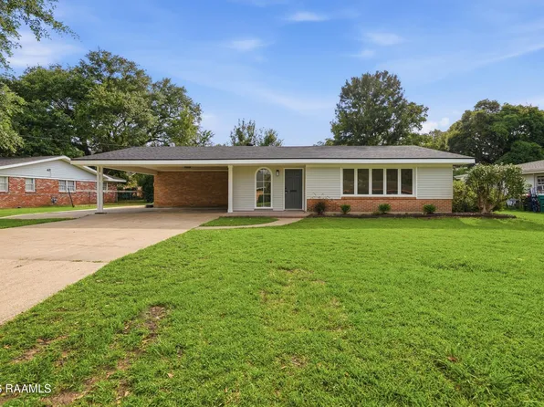 110 Colonial Dr, Lafayette, LA 70506