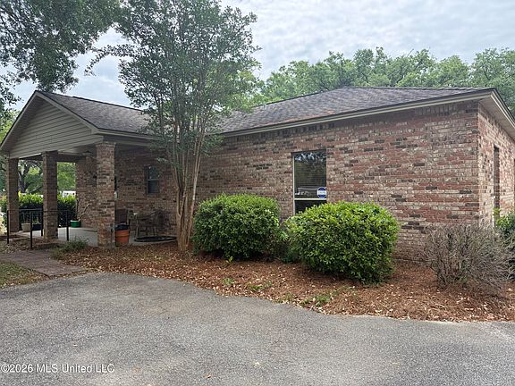 4th image of 4294 Popps Ferry Rd
