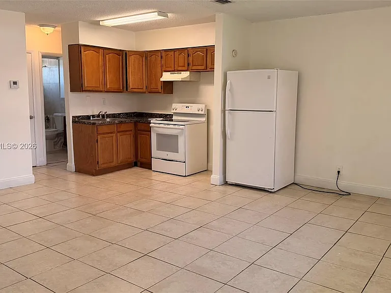 978 SW 10th Dr #21 — Photo 7