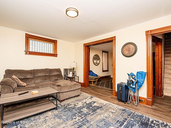 4th image of 1163 W 1165 Elm St