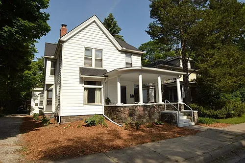 113 N Hamilton St Photo 1