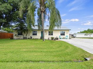 416 SW Bradshaw Cir, Port Saint Lucie, FL 34953