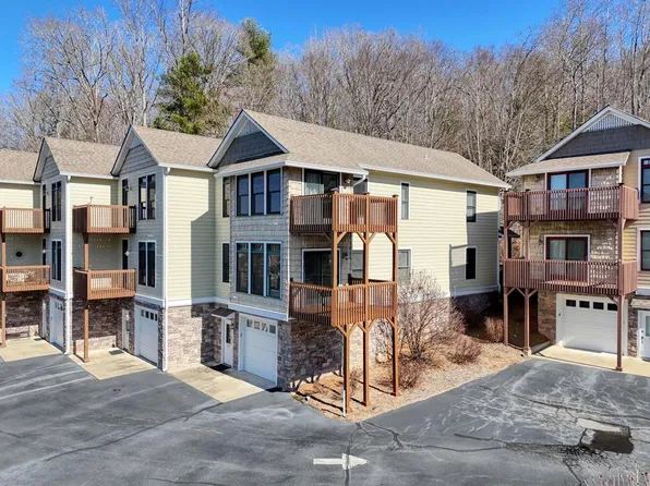 1417 Lakeside Rd #701, Hiawassee, GA 30546