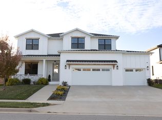 6037 S Maryland Avenue, Springfield, MO 65810