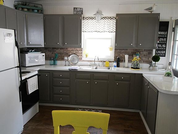 3rd image of 25401 McClelland Ln