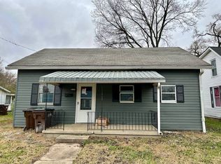171 N 4th St, Williamsburg, OH 45176
