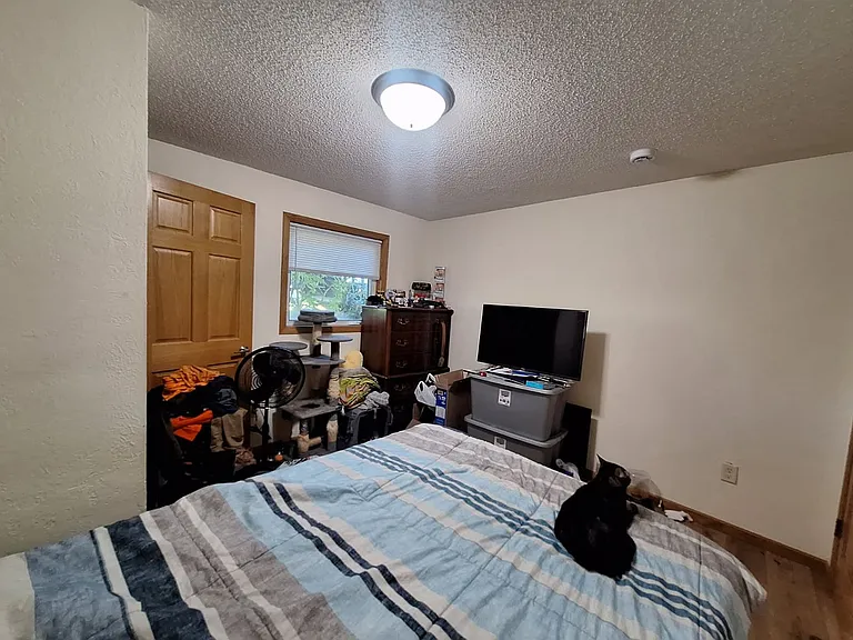2406 Hill Ave #2 — Photo 10