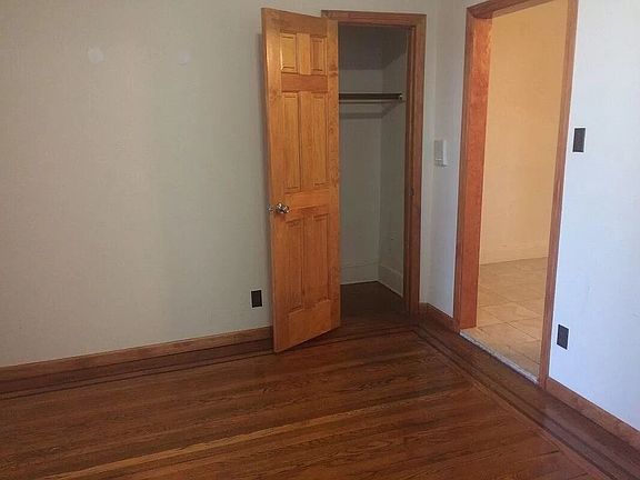 3rd image of 23-15 31st Ave #2R