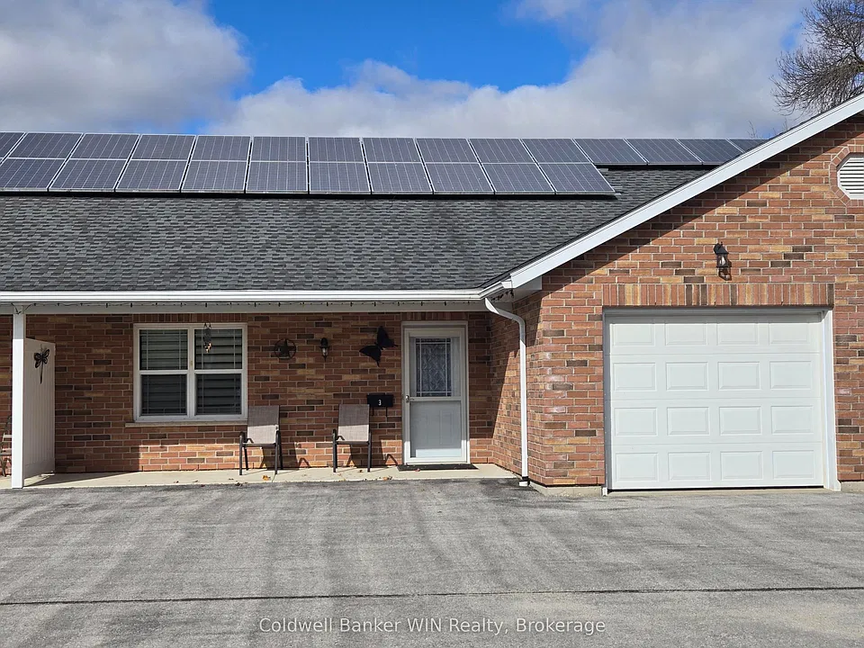 444 Newfoundland St #3