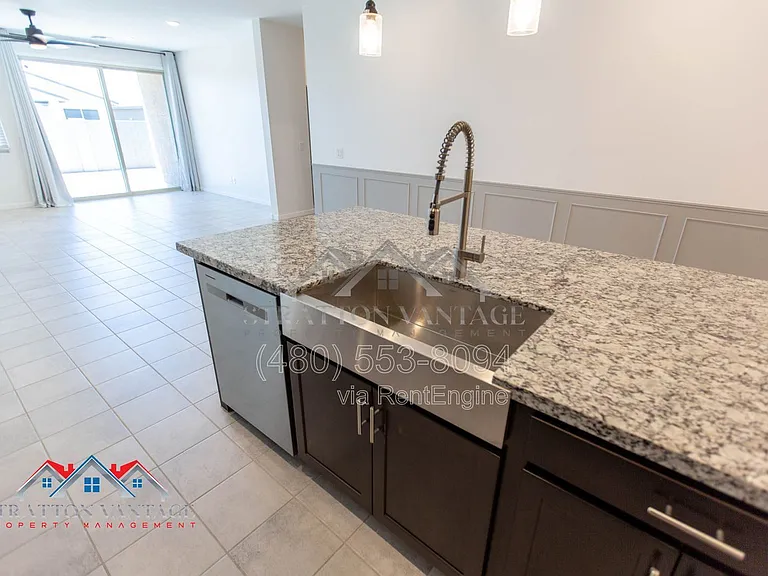 2898 E Kim Dr — Photo 20