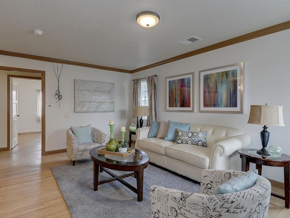 1st image of 1115 Gaillardia Way