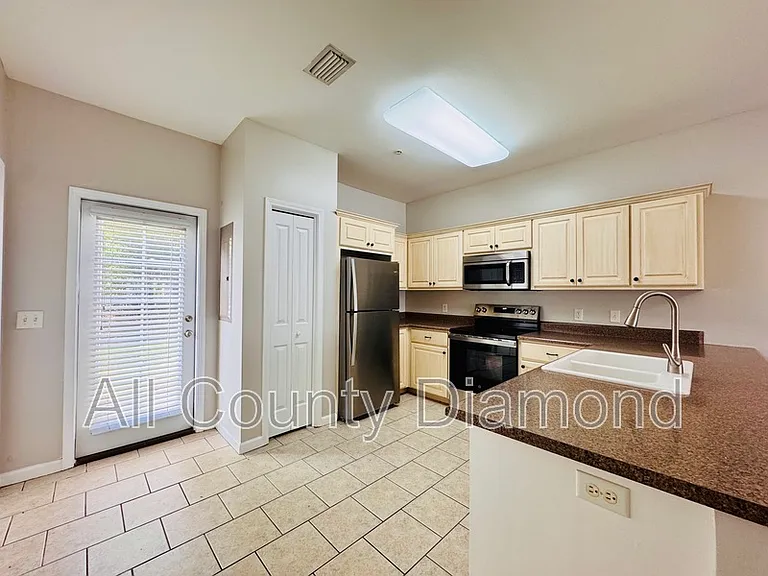 1846 Annabellas Dr — Photo 6