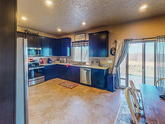 3rd image of 1816 N Homestead Dr
