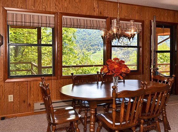 5th image of 194 Orchard Dr