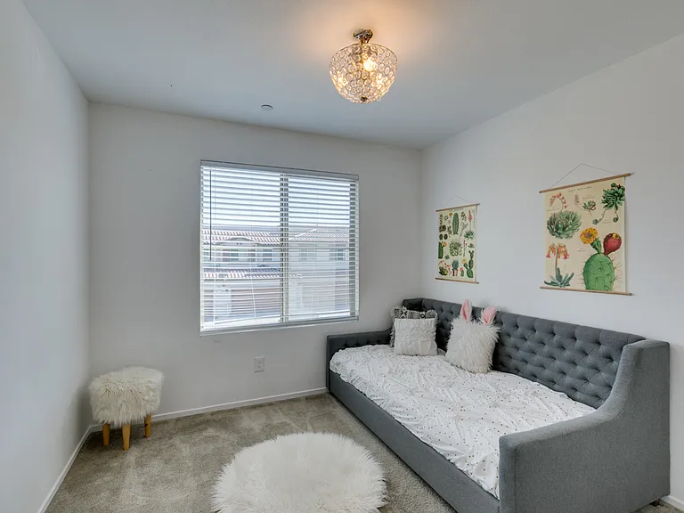 77 Alamere Falls Dr — Photo 37