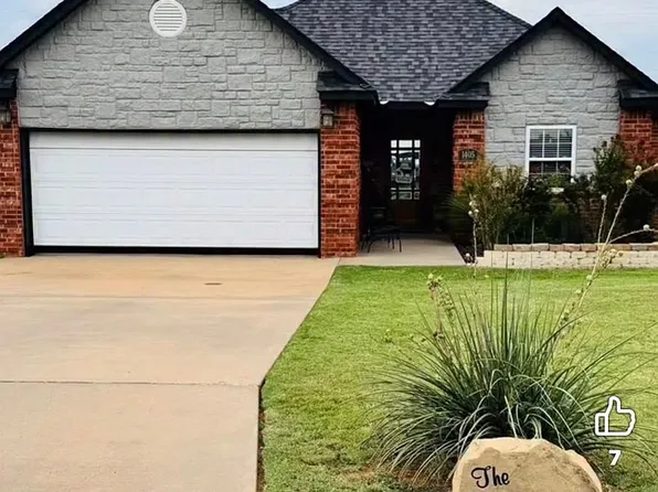 1405 Avenue L NW, Childress, TX 79201