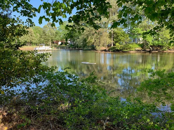 Old Point Rd, Old Point, VA 22578