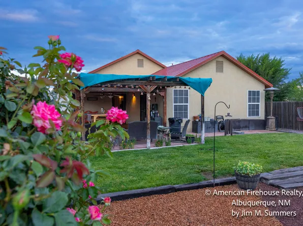 2420 Tompiro Dr NW, Albuquerque, NM 87120