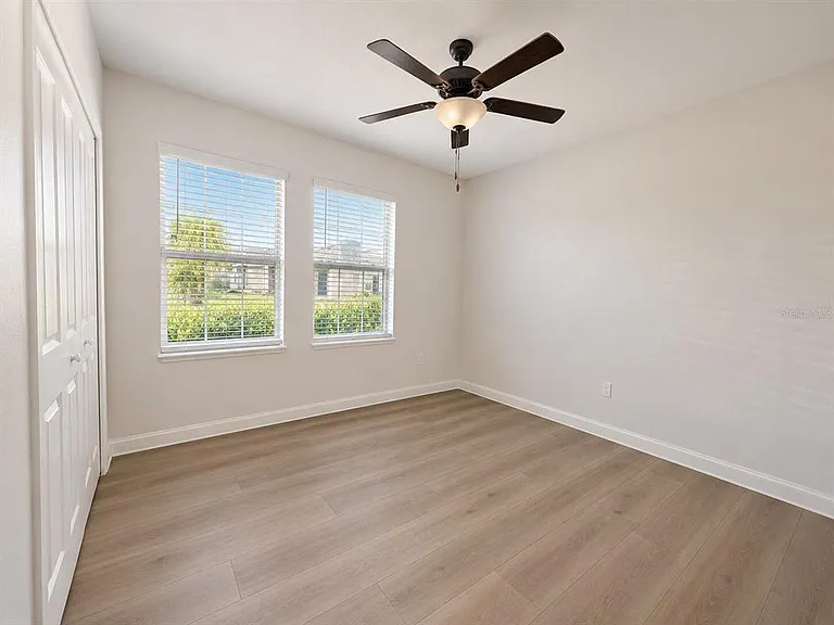 5462 Grays Harbor Ct — Photo 19