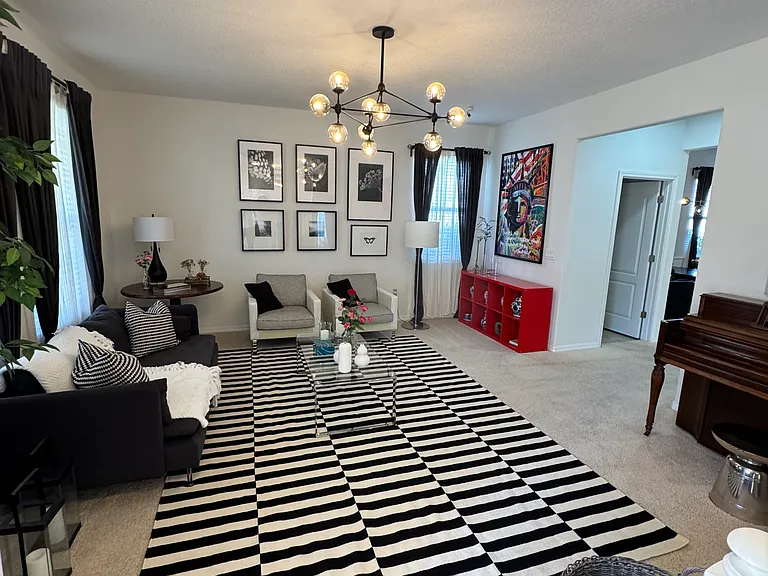7307 Ella Ln — Photo 2