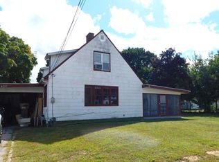 430 Clark St, Hartford, MI 49057