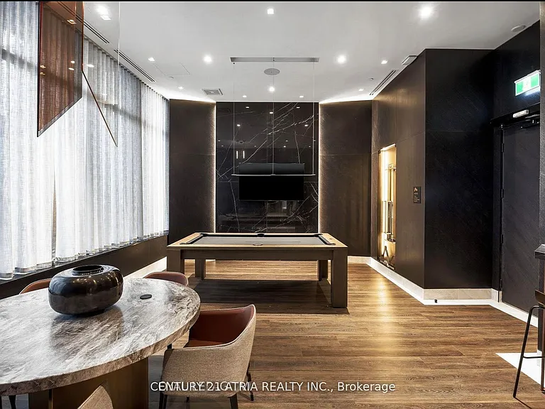 470 Front St W #1812 — Photo 25