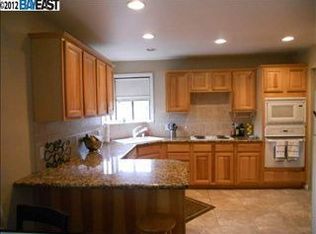 1638 Ward St, Hayward, CA 94541