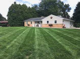 2960 Four Mile Rd NW, Grand Rapids, MI 49544