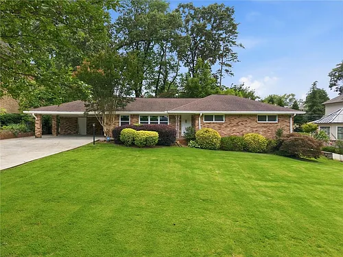 2140 Oakawana Dr NE Photo 1 2140 Oakawana Dr NE Photo 1