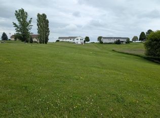 2420 Crown Rd, Decorah, IA 52101