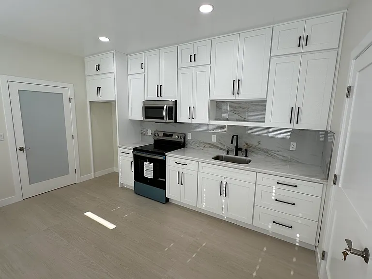3424A Palo Verde Ave — Photo 12